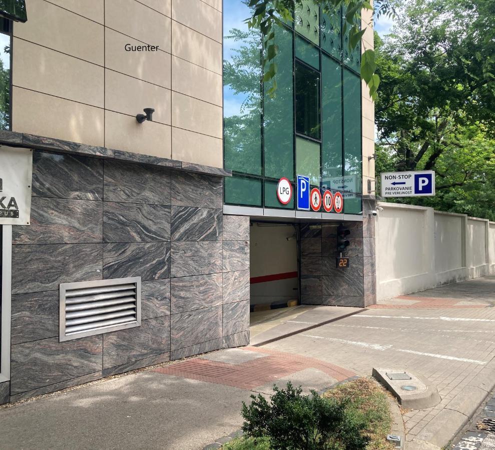 Wilson Palace By Loft Bratislava Exterior photo